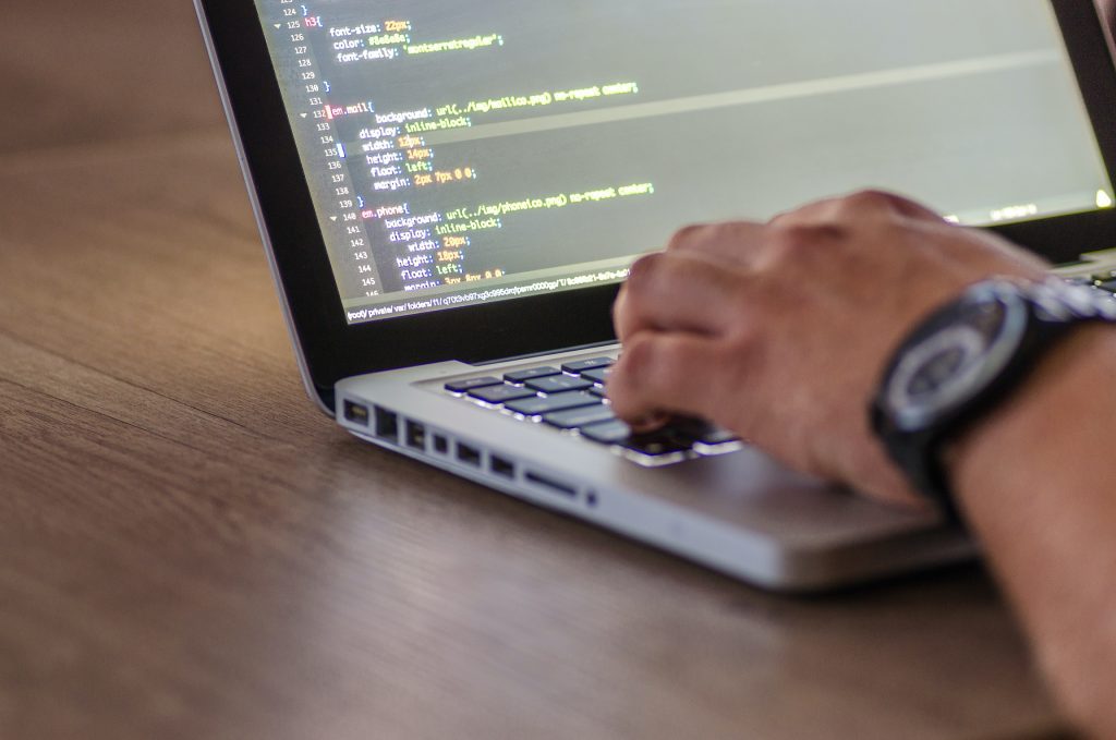 Desarrollamos aplicaciones Blockchain personalizadas para ayudar a las empresas a transformar su forma de hacer negocios.