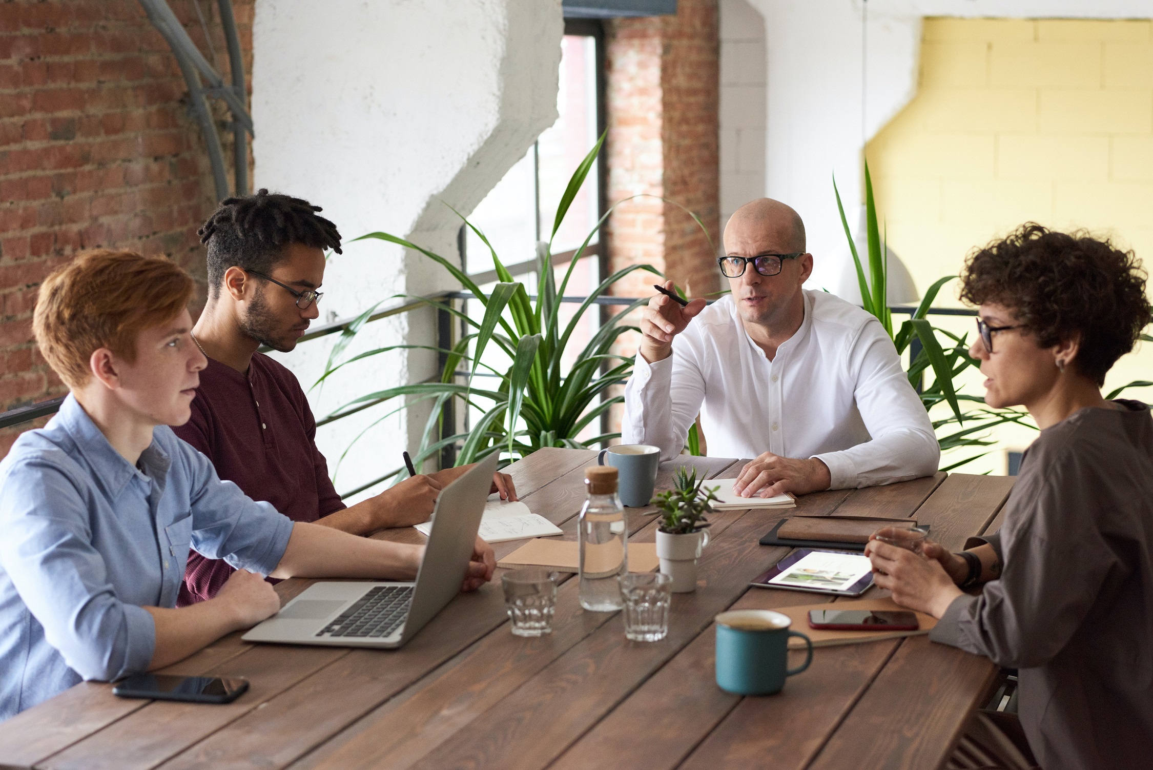 Nuestro equipo de expertos en tecnología IA ofrece soluciones para que puedas automatizar porcesos de tu negocio.